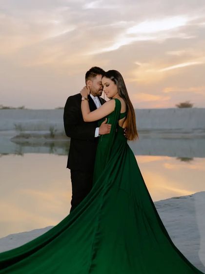 Dreamy Escapes: Unique Landscapes & Gowns photo 22