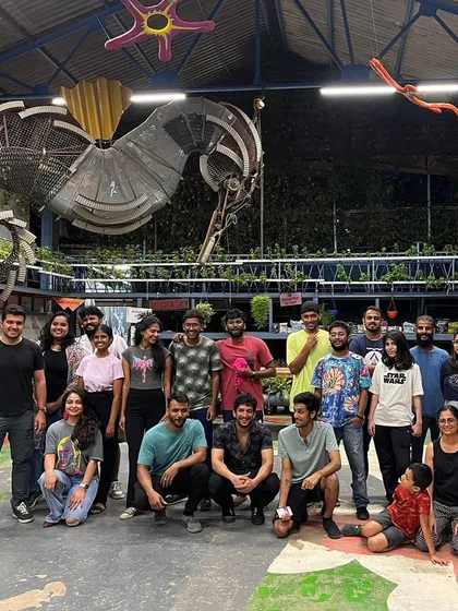Big ups to this awesome crew from a recent flow workshop in Bangalore. We had people trying out poi, dapo, and more. It's always great to see so many new faces getting into the art of flow.