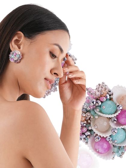 Our Lobelia studs are a celebration of colour, featuring pastel pink, blue, and white beads in a beautiful cluster.