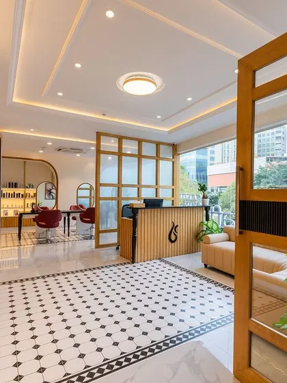 A glimpse into our Yelahanka, Bangalore clinic. The bright and airy design, complete with classic checkered flooring and modern touches, creates a welcoming atmosphere from the moment you walk in.