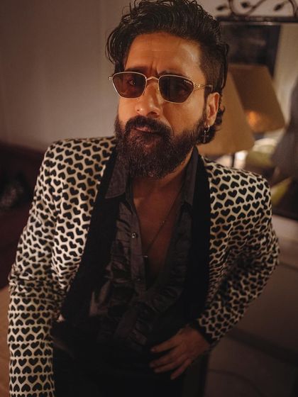 Celebrity & Red Carpet Glam photo 4