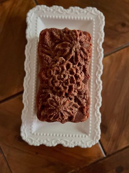 Faraway Feast - Specialty Cakes & Desserts Simply Beautiful: Tea Cakes & Bundts photo 5