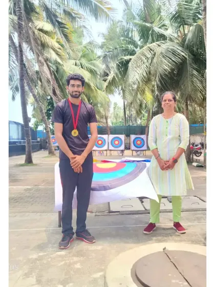 A gold medalist from the Open Novice category. His performance shows great promise for future competitions.