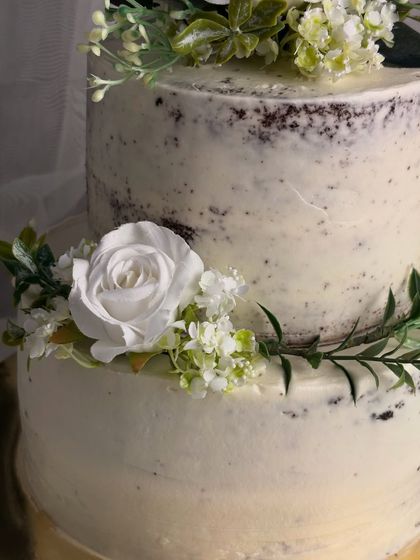 Engagement, Bridal & Baby Shower Cakes photo 4