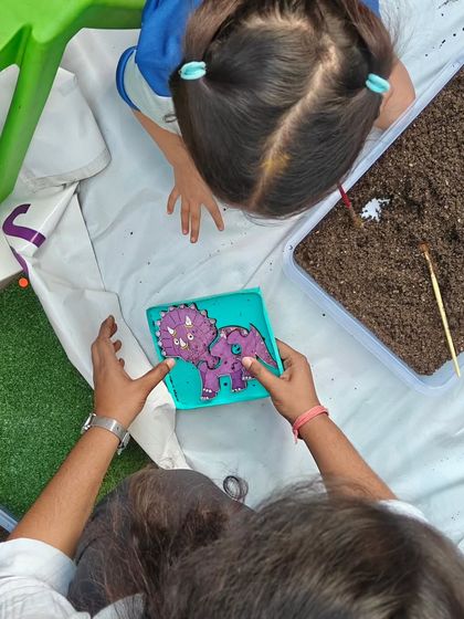 The Whiz Lab - In-School STEM Programs Adventures in Paleontology & Flight photo 7