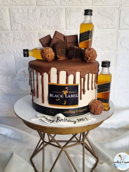 Devaagya Chawla - Custom Eggless Cakes Sleek & Sophisticated Designs photo 28