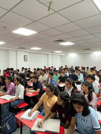 The view from the back of our Delhi classroom. Every seat is filled with an aspirant who has taken the *Sankalp Vardi Ka*.