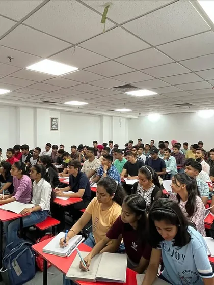 The view from the back of our Delhi classroom. Every seat is filled with an aspirant who has taken the *Sankalp Vardi Ka*.