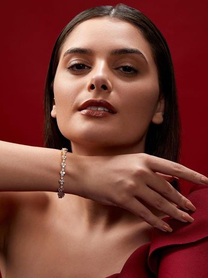 Vidhi Thakur - Portrait & Headshot Photography Fashion & Brand Collaborations photo 61