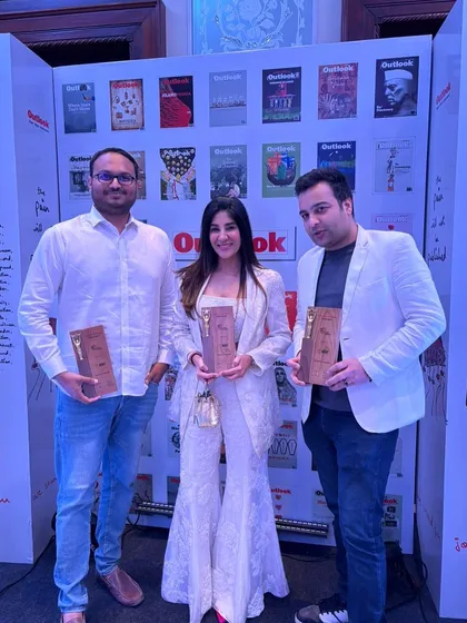 Celebrating with fellow award winners at the Outlook Business Spotlight event. It's an honor to be recognized for the work my team and I pour our hearts into.