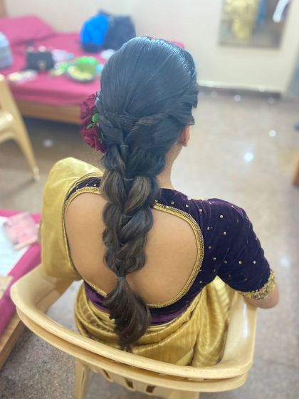 A different angle of the beautiful braid.