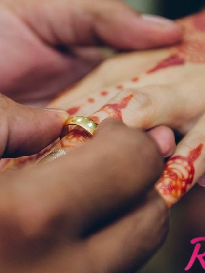 The ring exchange ceremony is a pivotal moment in any engagement. We help you find the person you want to share this moment with.