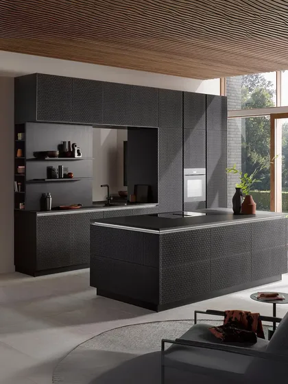 Inspired by Viennese wickerwork, this AV 6085-GL front in real wood veneer blends tradition with modern style. The intricate texture adds a refined, nostalgic touch.