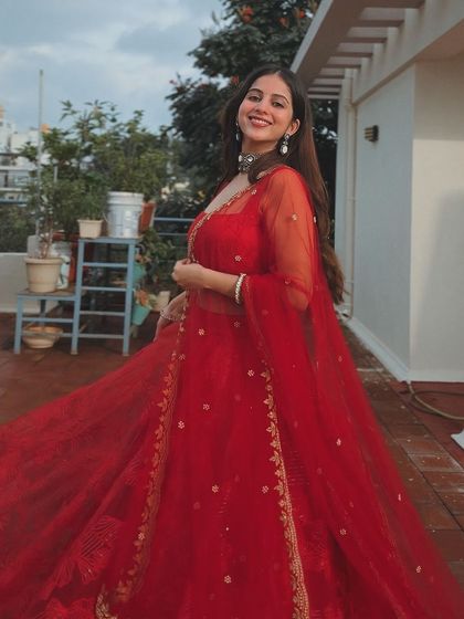 Maya Designer Studio - Custom Bridal & Occasion Wear Coordinated & Lightweight Occasion Wear photo 31