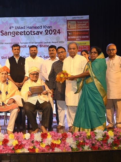 In the Hands of Artists photo 12