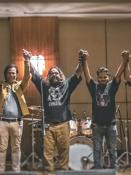 The final bow after an unforgettable night with the Shapoorji Pallonji team. That's us, the whole band fam, with the MD who joined us on stage.