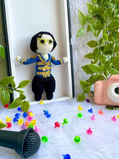 The King of Bollywood, Shah Rukh Khan! This was a replica of his look from the movie 'Happy New Year'. It was a fun challenge to recreate the iconic blue and gold jacket.