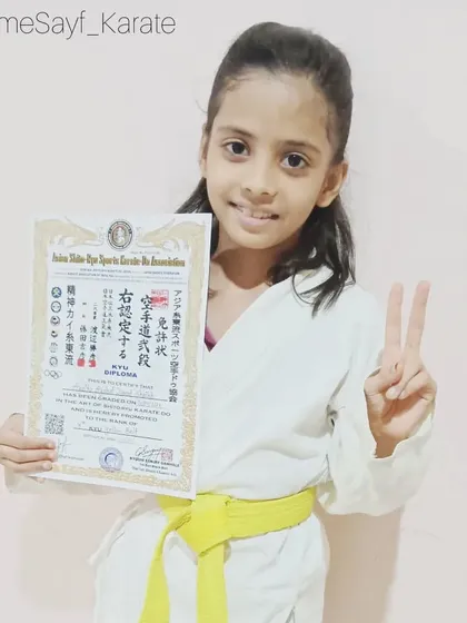 Heartiest congratulations to Azalfa Shaikh on achieving her new yellow belt. Her smile says it all. So proud of you. 💛