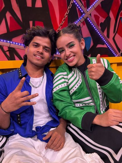 A behind-the-scenes photo with a fellow competitor. The show was an amazing opportunity to connect with talented artists from all over the country.