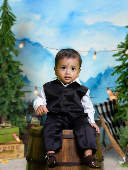 Creative & Themed Studio Portraits photo 6