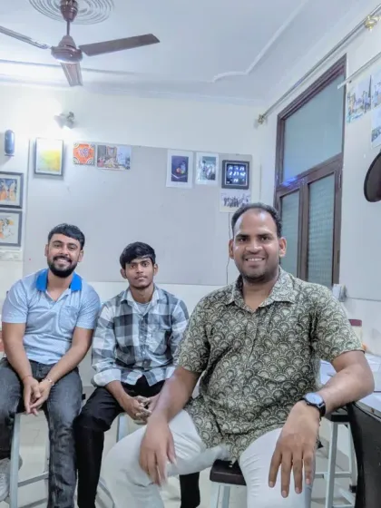 Another shot from my meeting with guest artist Birendra Kumar Yadav and my team. Hosting professional artists provides an invaluable learning experience for everyone.