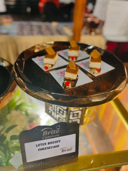 Another view of the mini Lotus Biscoff Cheesecakes, a modern and sophisticated dessert choice.