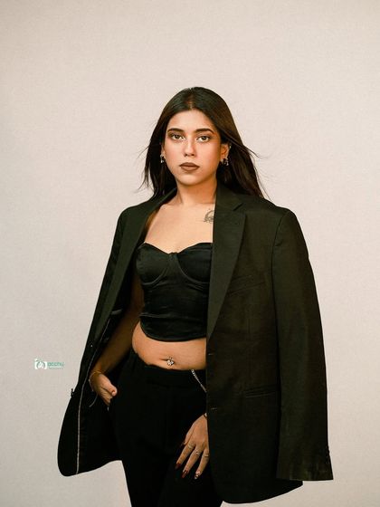 Acchu - Portrait & Fashion Photography Casual & Modern Styles photo 3