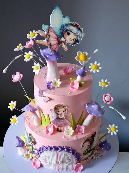 Pink Frost Patisserie - Handcrafted Edible Figurines & Toppers Magical Worlds & Fantasy photo 19