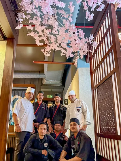 Meet the Ebisu team, the family that brings the warmth and hospitality of Japan to your table. We are proud to welcome you and share our passion for authentic Japanese cuisine.