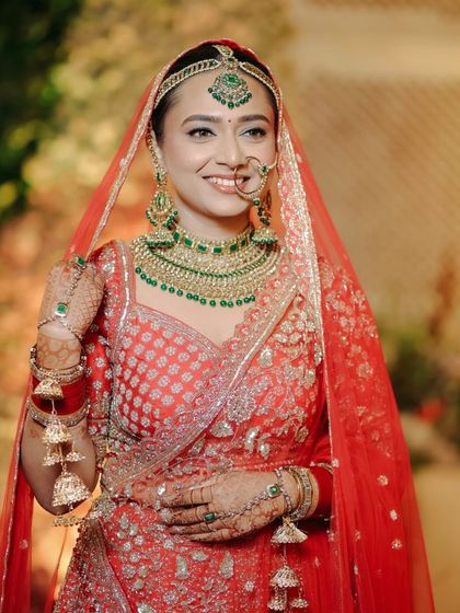 A close-up of my client's bridal look, glowing with health and happiness. Her transformation is a powerful reminder that progress, not perfection, is the key to success.