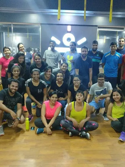 A fun Friday Zumba party at Cure.fit. This is what it looks like when everyone lets go and just enjoys the music and movement. These fireballs brought so much positive energy to the studio.