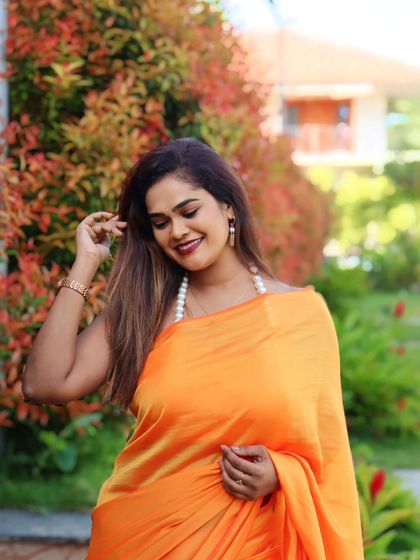 CB Rental Dresses - Women's Occasion Wear Rental Designer Sarees photo 4