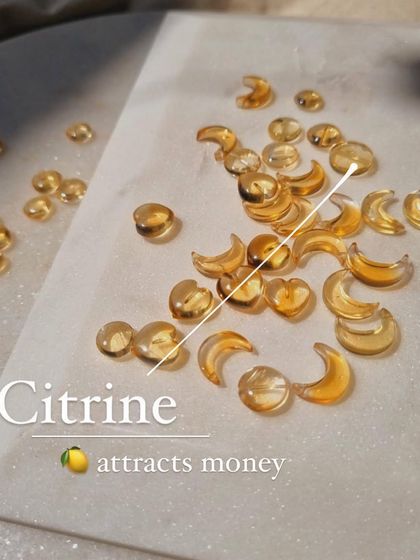 Two powerful crystals for attracting money. Citrine is for wealth and abundance, while Lapis Lazuli, according to Feng Shui, provides protection and prosperity.