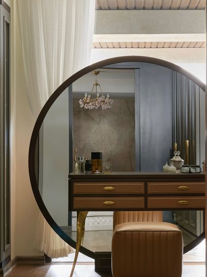 Sarah Sham - Residential Interior Design Walk-In Closets & Vanities photo 5