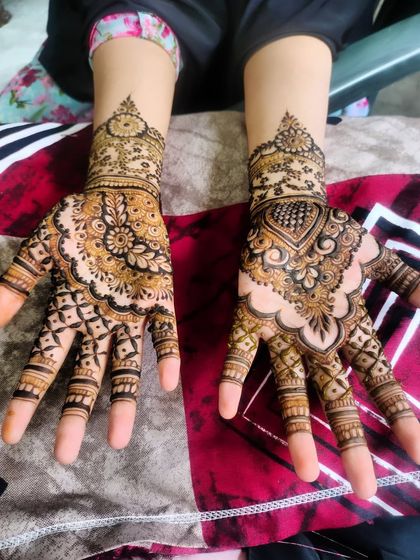 Hajira Mehendi Artist - Mehndi Artist Services Modern & Minimalist Designs photo 48