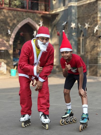 Thumbs up for a great Christmas skate. The holiday season is always a special time at our academy.