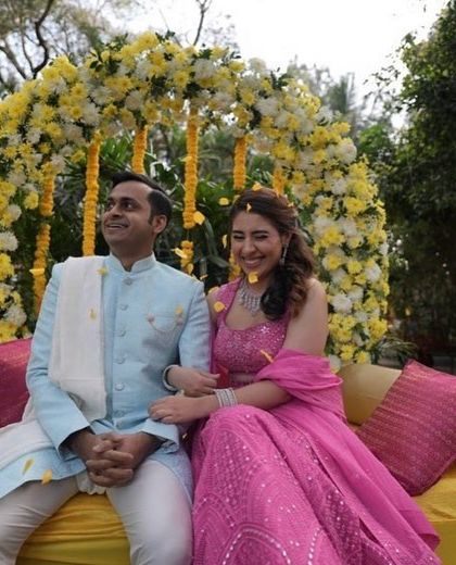 Makeovers by Mahalakshmi - Bridal & Wedding Makeup Glamorous Reception & Sangeet Styles photo 35