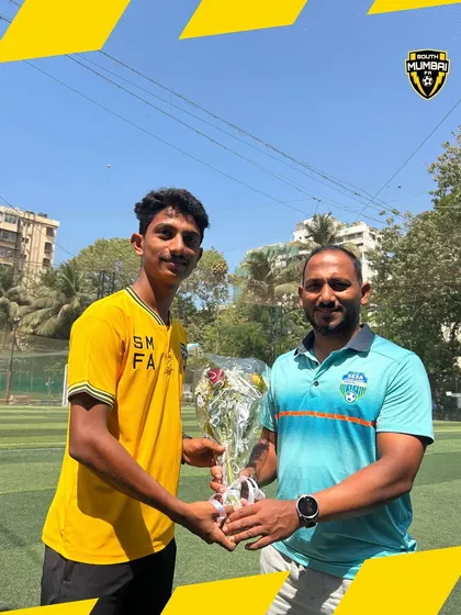 Another gesture of welcome, symbolizing the start of a strong and fruitful partnership between our academies.