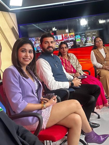 A behind the scenes moment with fellow panelists before going live for the budget session debate.