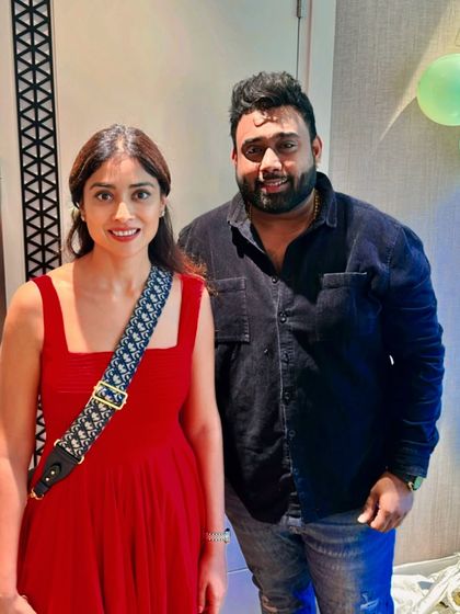 Another great photo with celebrity actress Shriya Saran.