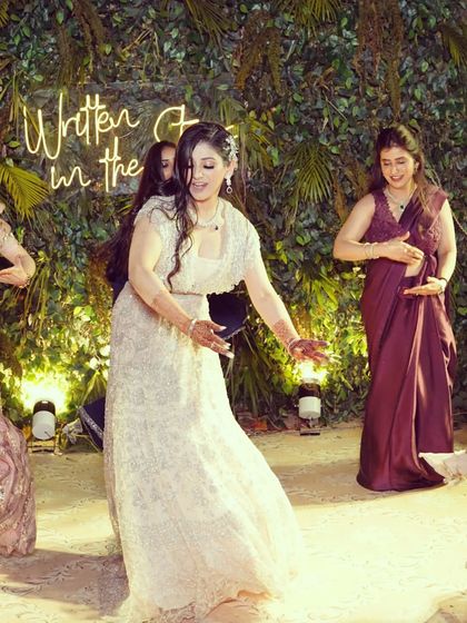 Manat Bajaj - Wedding Dance Choreography Sangeet Squad: Bridesmaids & Friends photo 18