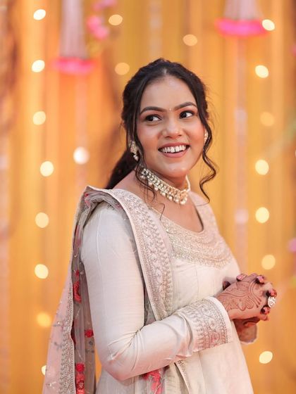 Party & Guest Glam photo 26