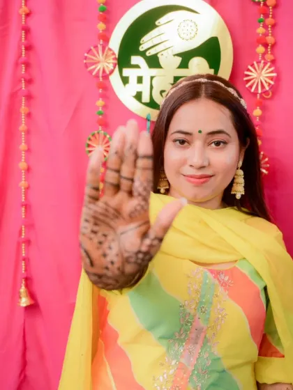 Raju Mehendi - Guest & Family Mehandi Our Team at Your Wedding photo 6