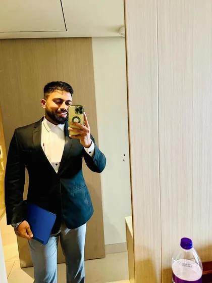 A mirror selfie before heading to court. A bit of humor for my colleagues: "Your jurisdiction is confined to one district, whereas mine extends throughout India, darling."