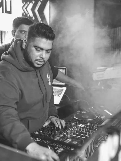 A black and white shot with smoke adding to the atmosphere. You can see my logo on the screen, cutting through the haze.