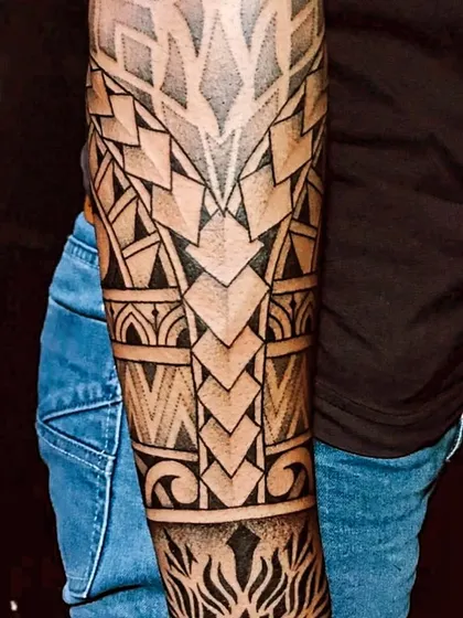 Another angle of the Polynesian forearm sleeve, highlighting the different patterns and how they wrap around the arm.