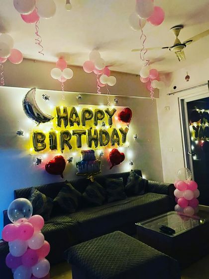 Intimate At-Home Decorations photo 5