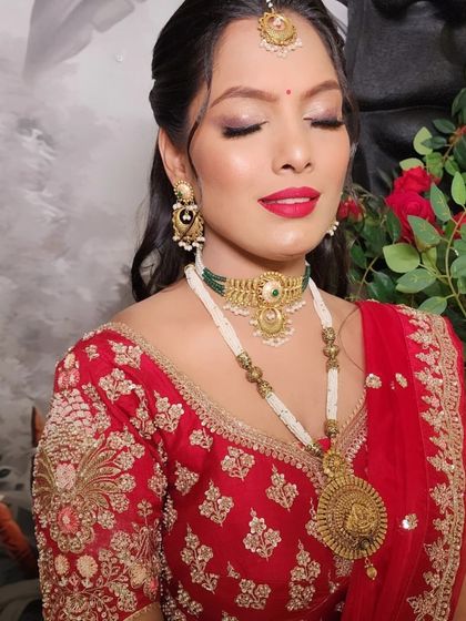 A closer look at the eye makeup for this party look. The soft shimmer on the lids and defined lash line make the eyes pop without being too heavy.