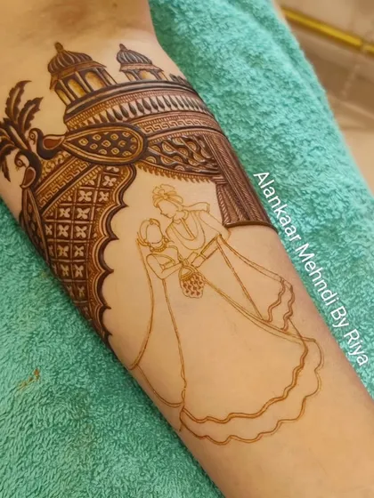 Shading begins on the architectural elements surrounding the couple portrait.