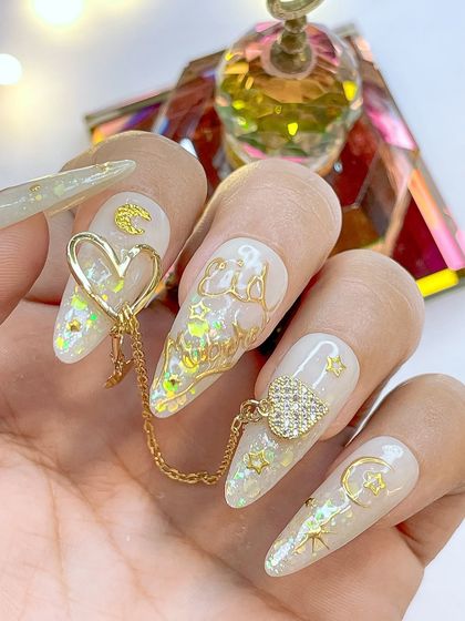 Celebrate with Style: Festive Nail Designs photo 35